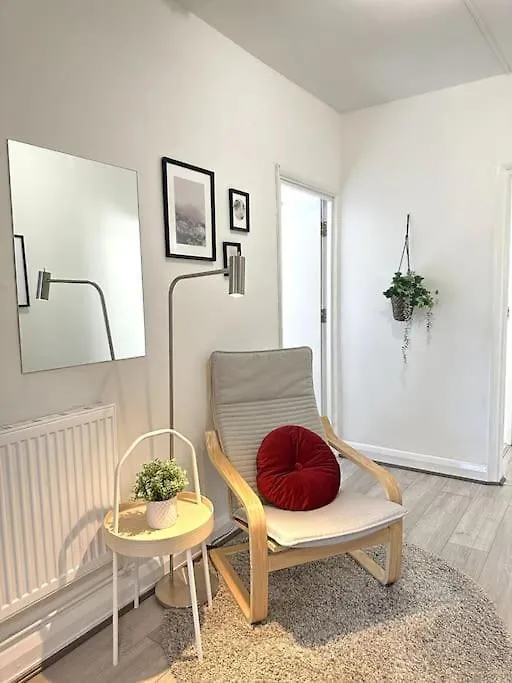 Stunning 2-Bed Apt Near Central London. United Kingdom